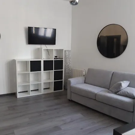 Curial Insolite Apartamento *